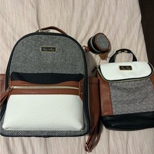 Itzy ritzy mini diaper bag